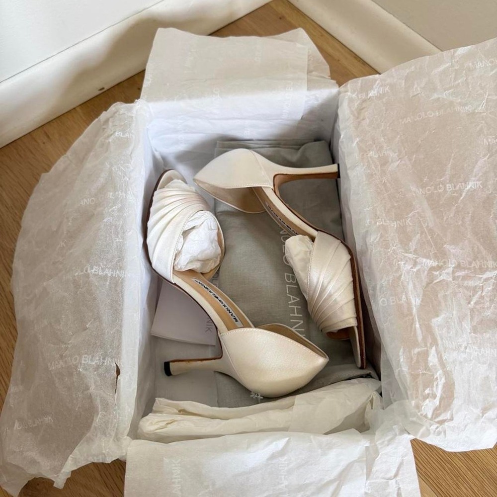 Manolo Blahnik vintage wedding ivory bridal satin heels